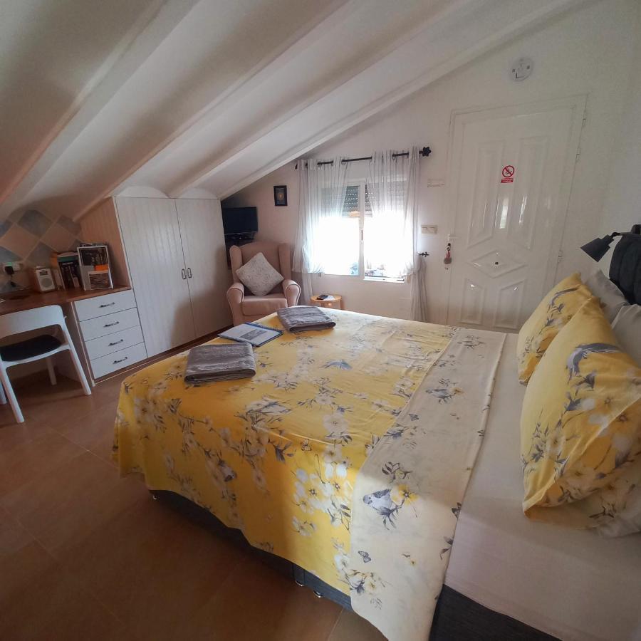 The Loft Cantoria - Room With A View מראה חיצוני תמונה